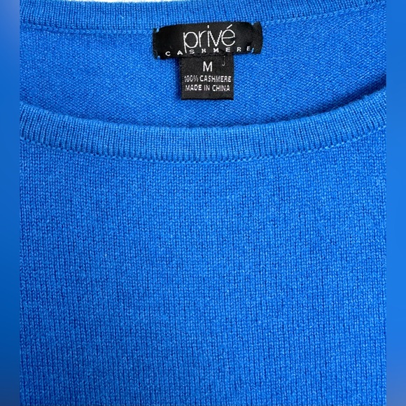 Prive 100% Cashmere Sapphire Blue Crew Neck Long Sleeved 100% Sweater-Size Med - Picture 2 of 10